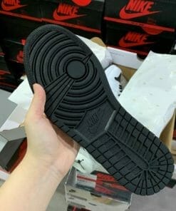 Air Jordan 1 Mid Black And White Reverse 7 Screenshot 1 185